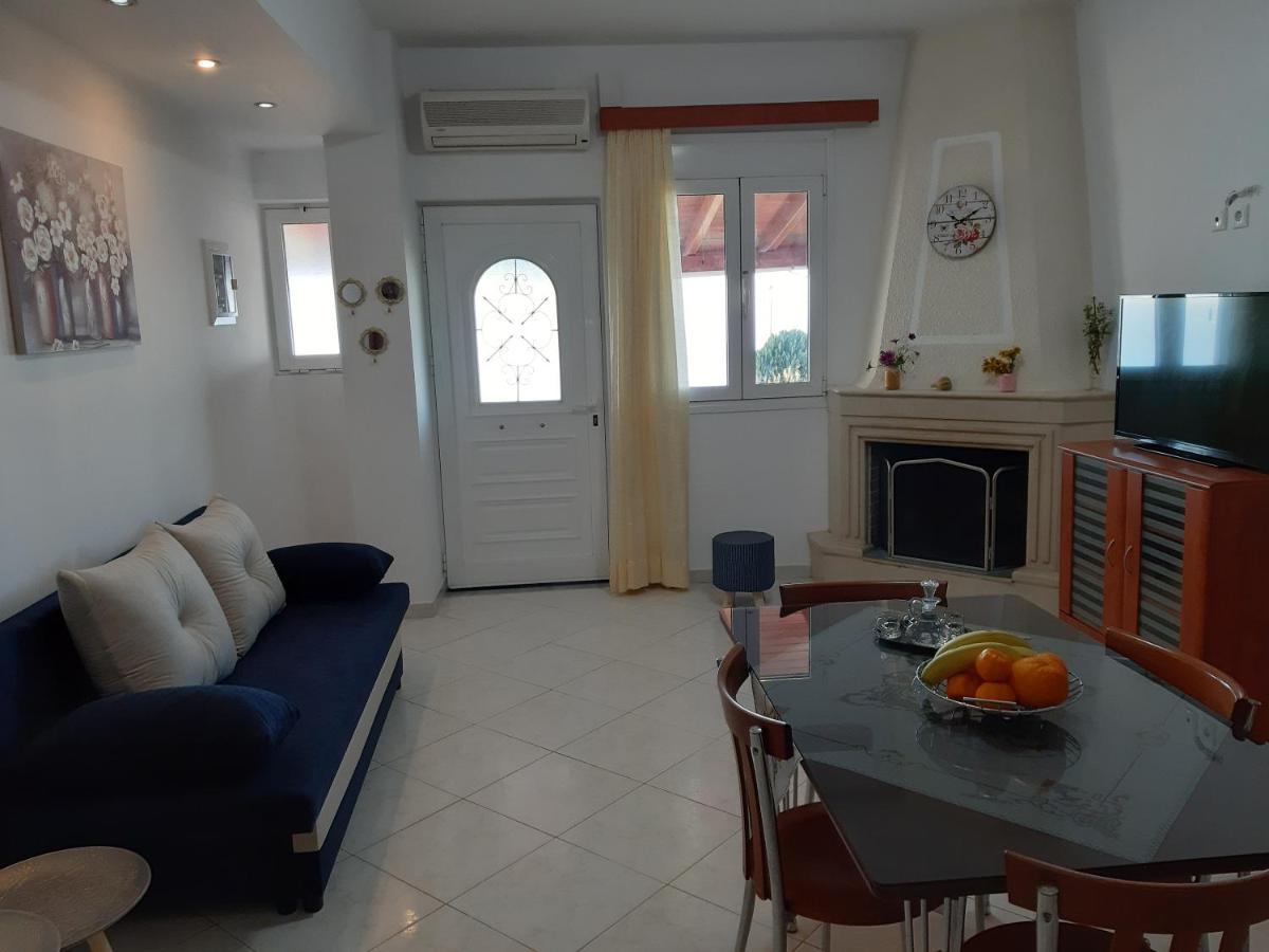 Apartment Roussa's View